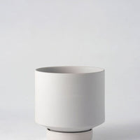 Angus & Celeste Gro Planter Medium in Light Grey