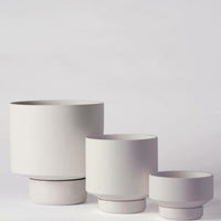 Angus & Celeste Gro Planter Size Comparison in Grey