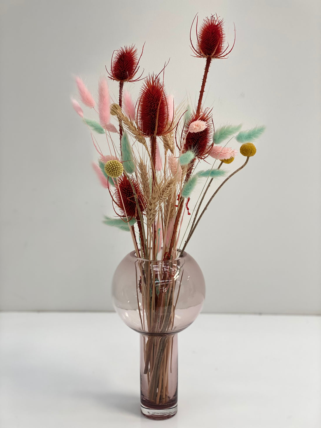 Billy in Balloon vase