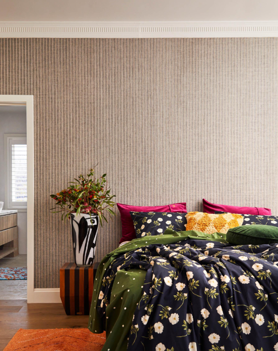 Kombu Green Velvet Pea Cushion