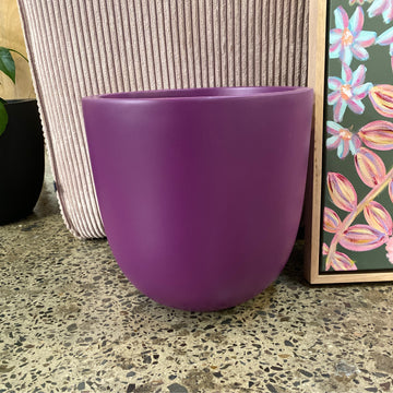 30x30cm fiberglass pot | Lilly Pilly Berry