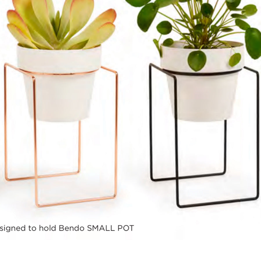Bendo Shrub Stand