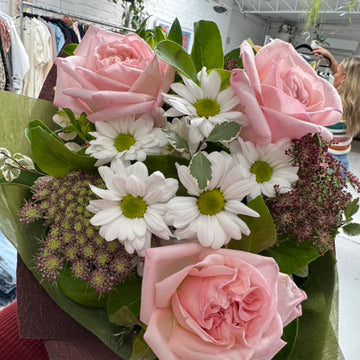 $40 Locally grown arrangement