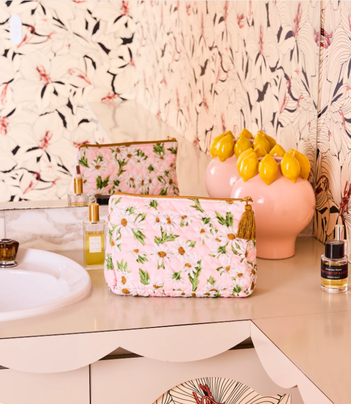 Sweet Daisy Quilted Cotton Toiletry Purse