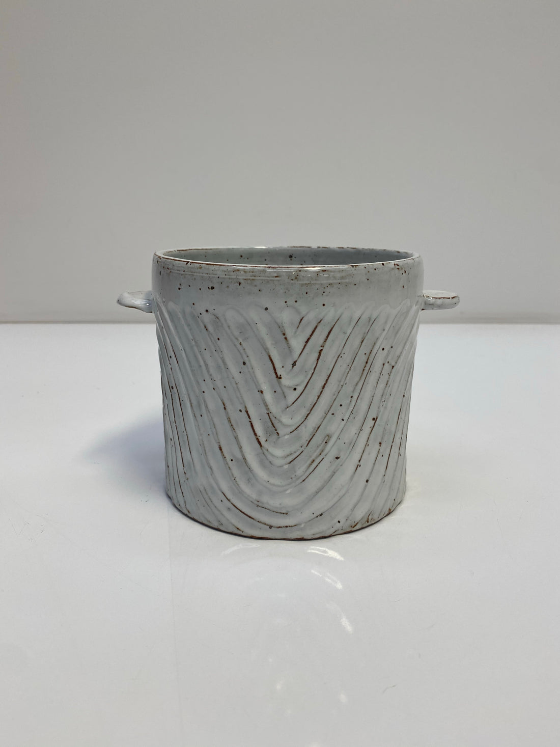 Angus & Celeste Milk wash Artisan Planter Large