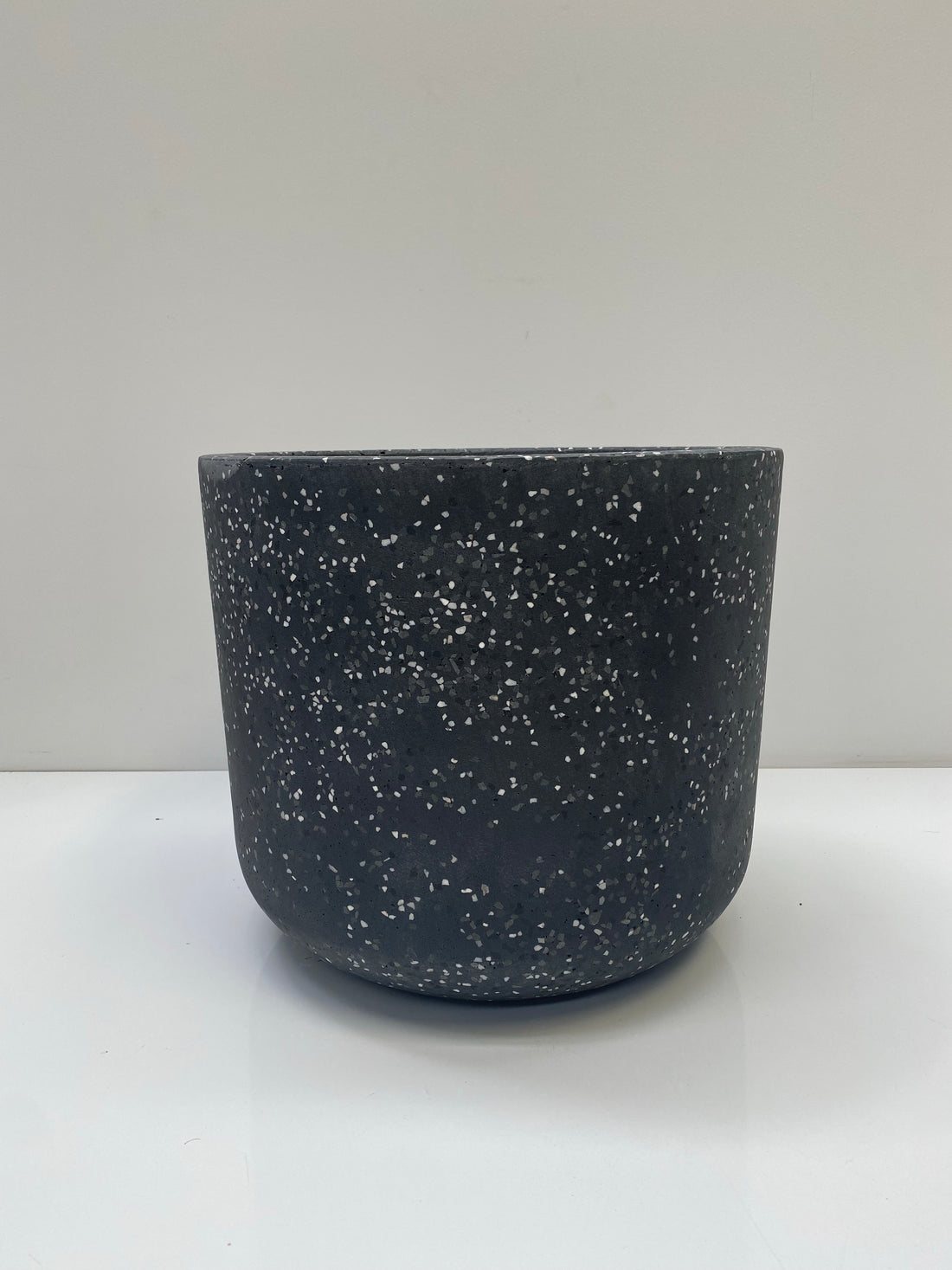 Archie pot by On The Side | 40cm
